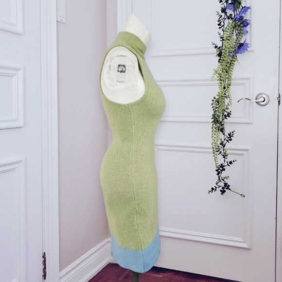 ROOM SERVICE- Mod 70's Style Retro Colorblock Sleeveless Mock Kneck Knit Dress - Picture 3 of 8